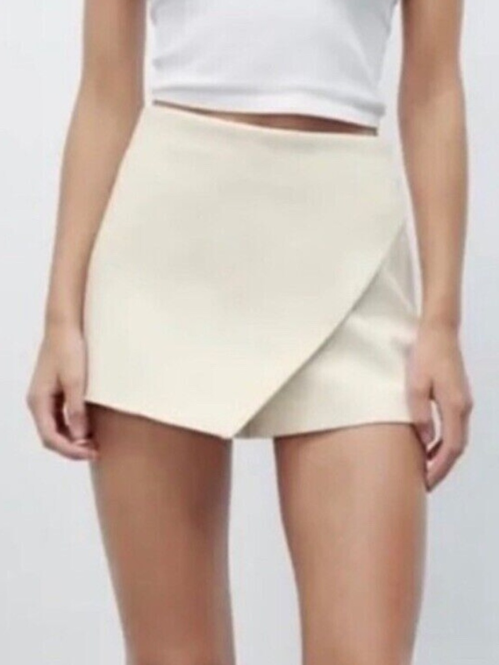 NWT Zara Asymmetrical Skort Ivory Size M